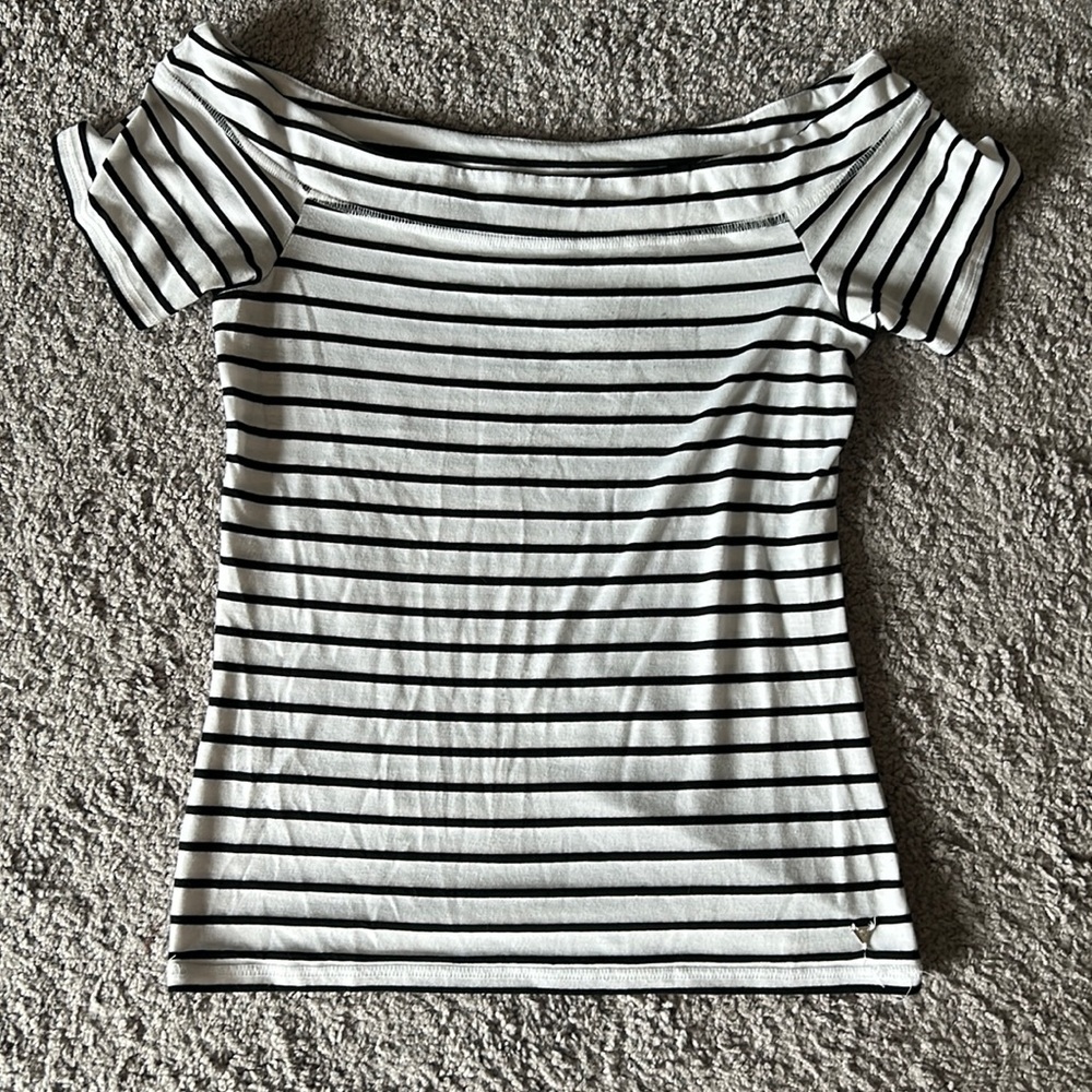 Guess | Off the Shoulder Striped T-Shirt